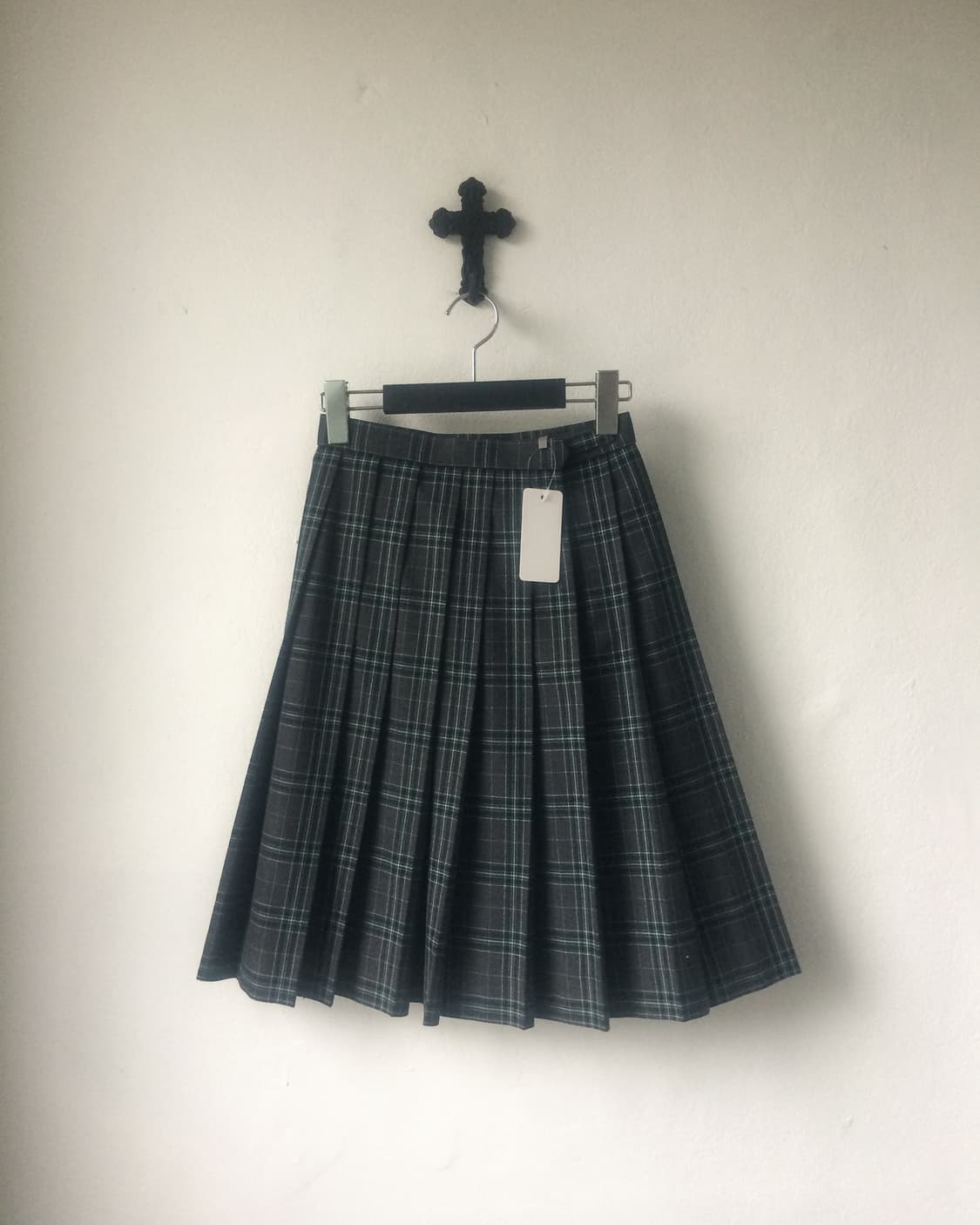 Check pattern pleats midi skirt 상품이미지1