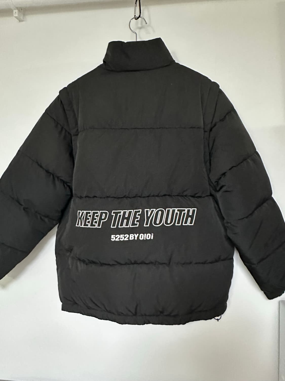 5252 by O!Oi의 블랙 덕다운 패딩 상품이미지2