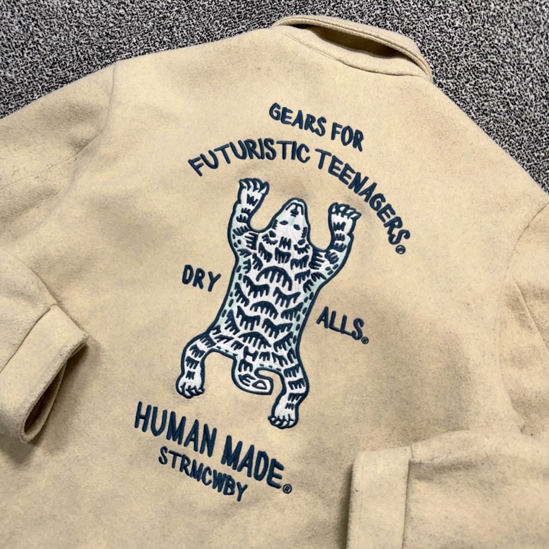 Name : 휴먼메이드 더블포켓 퓨처리스틱 수베니어 자켓 :)  상품이미지4