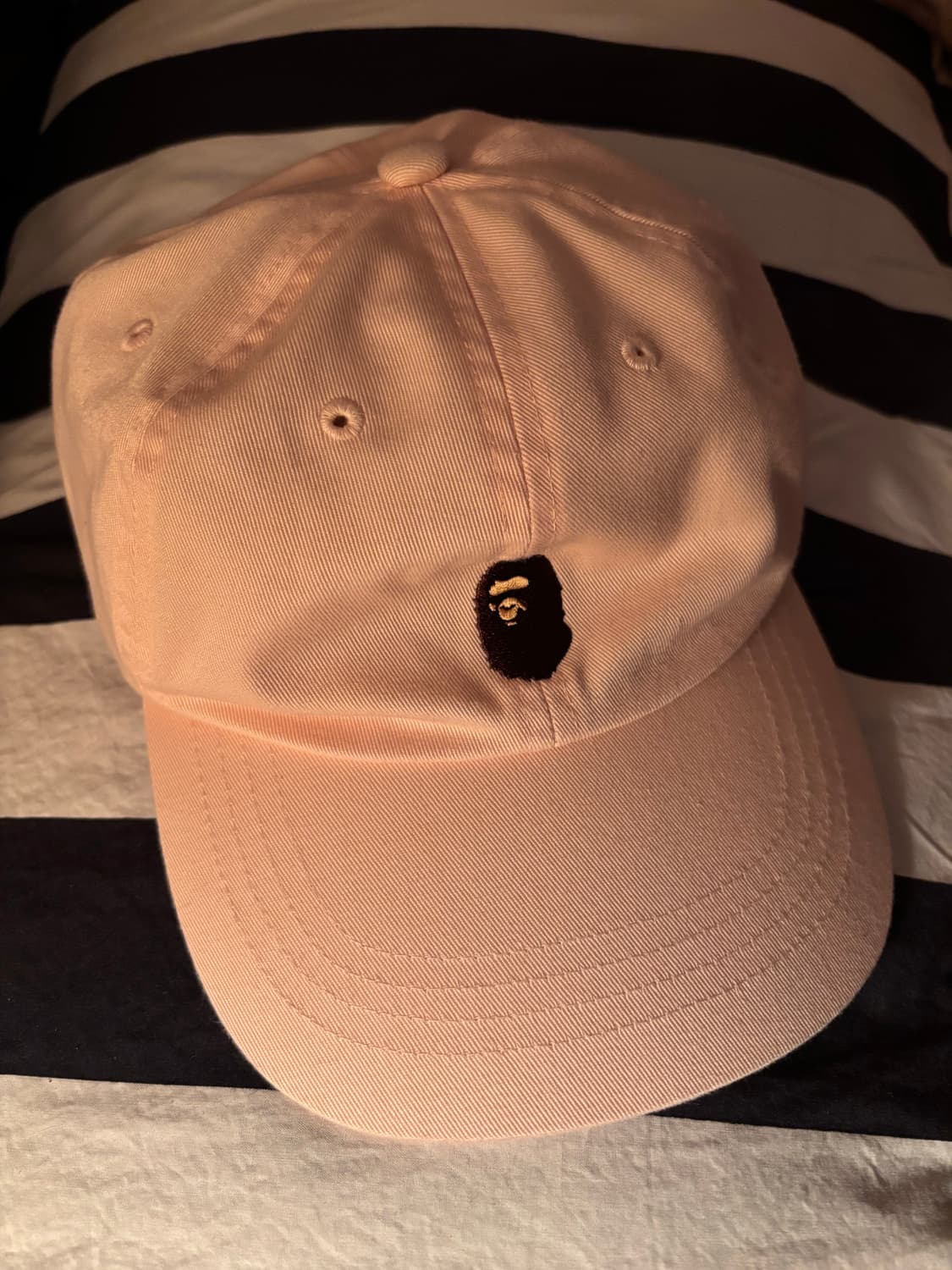 베이프 딸기우유색 핑크 캡모자 상품이미지2