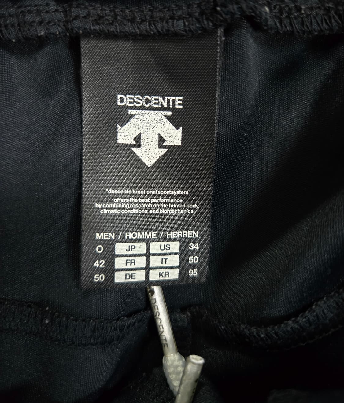 데상트 쉴드컴포 쇼츠 스포츠 반바지 36~38 상품이미지8