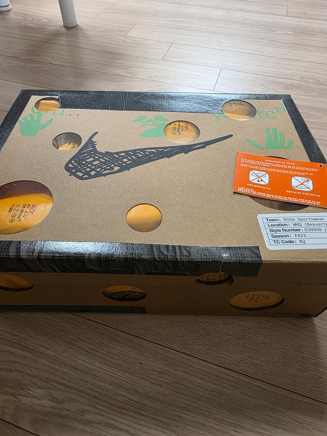 오프화이트x나이키 덩크 lot 18 275사이즈 상품이미지1