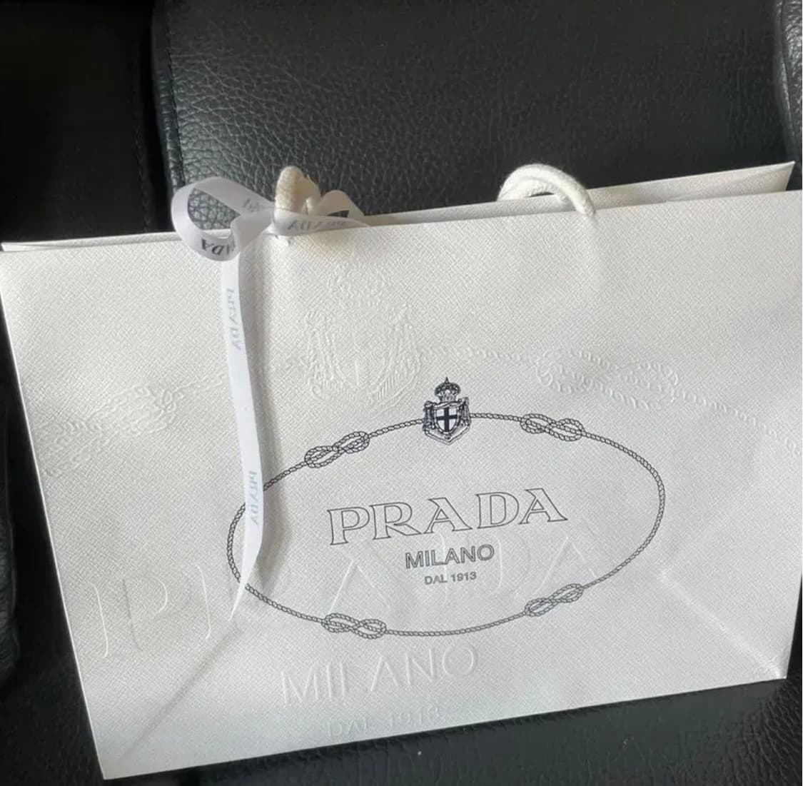 [미개봉 새상품] 프라다 패치 실켓 반팔티셔츠 블랙 L 상품이미지5