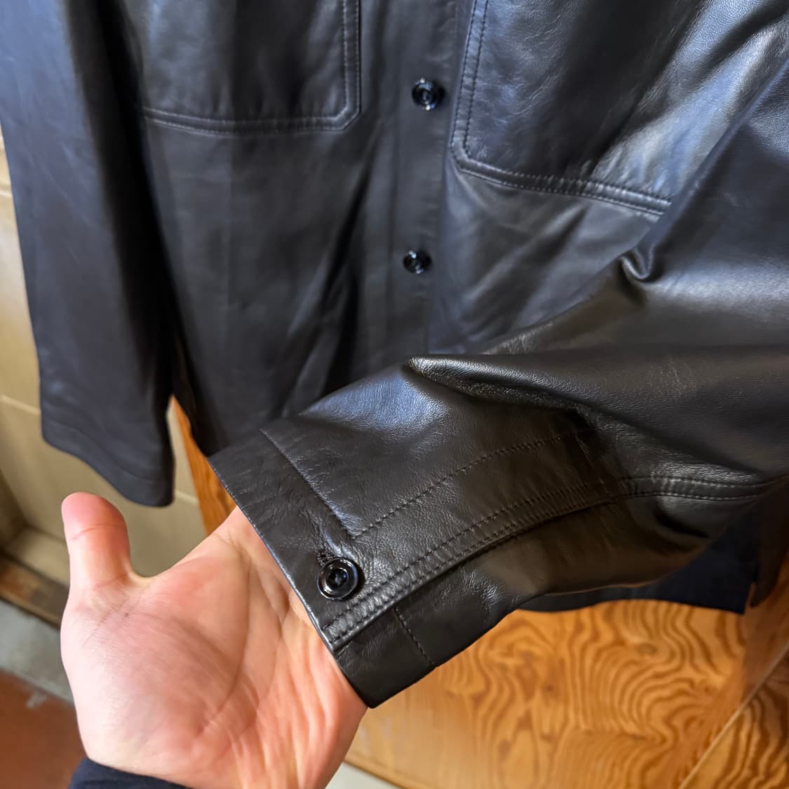 르메르 스탠드 카라 가죽 셔츠 자켓  상품이미지5
