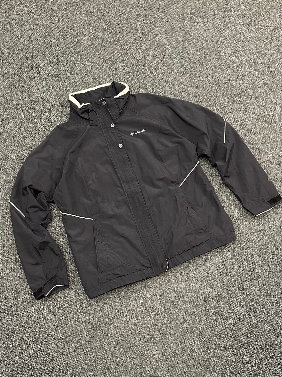 XL)콜롬비아 Columbia 버튼 디테일 블랙 바람막이 상품이미지1