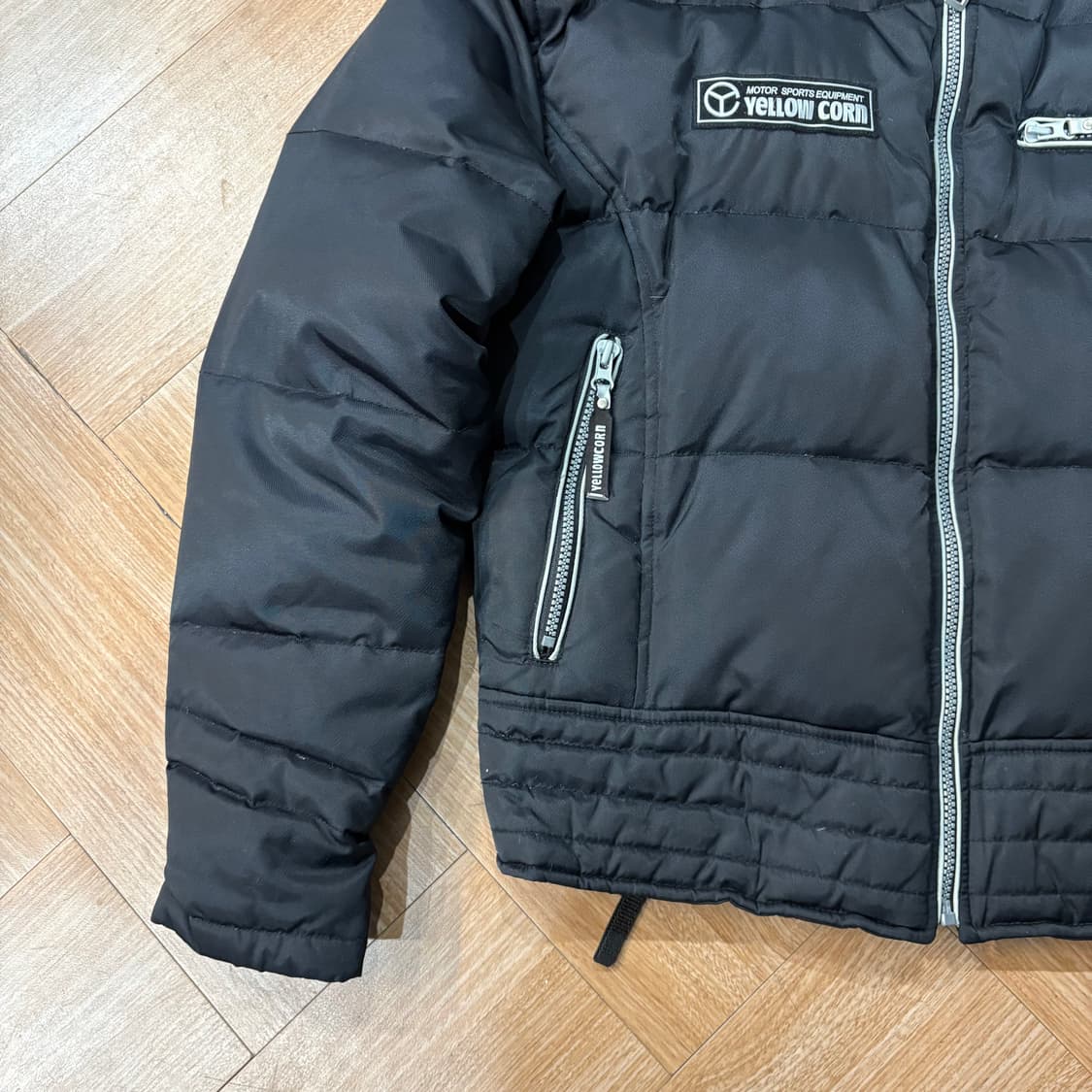 옐로우콘 블랙 다운 푸퍼 자켓 상품이미지4