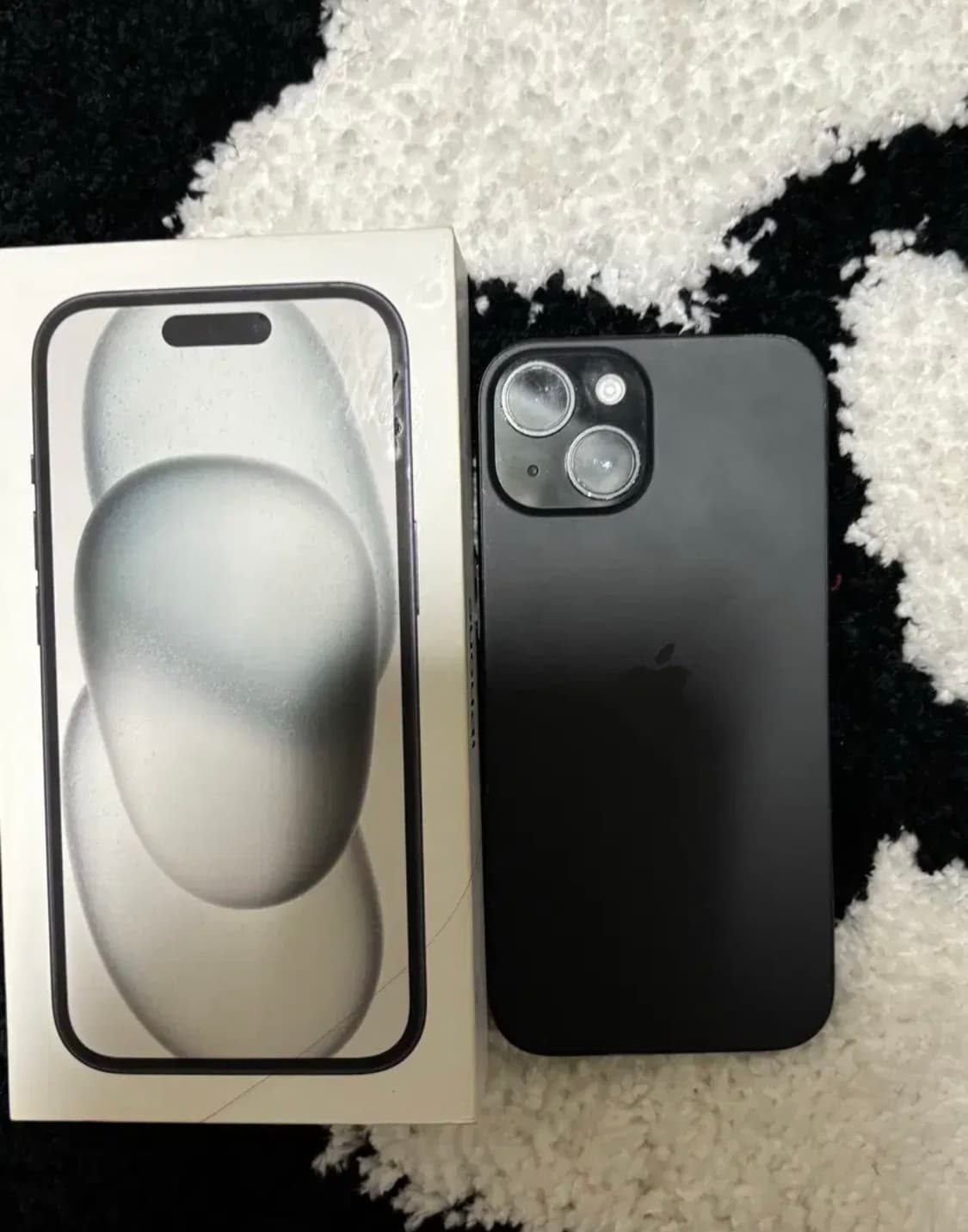 아이폰15 블랙 128GB 상품이미지2