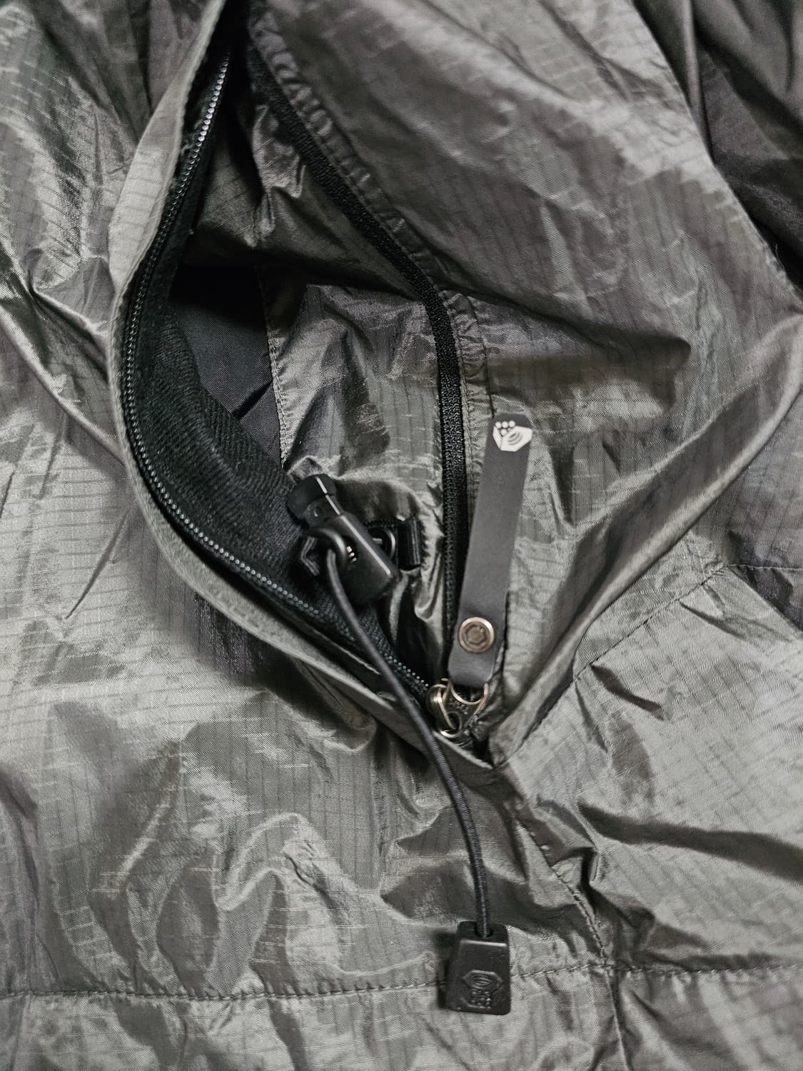 [95] 마운틴하드웨어 차콜 에어쉴드 테크니컬 바람막이 자켓 상품이미지8