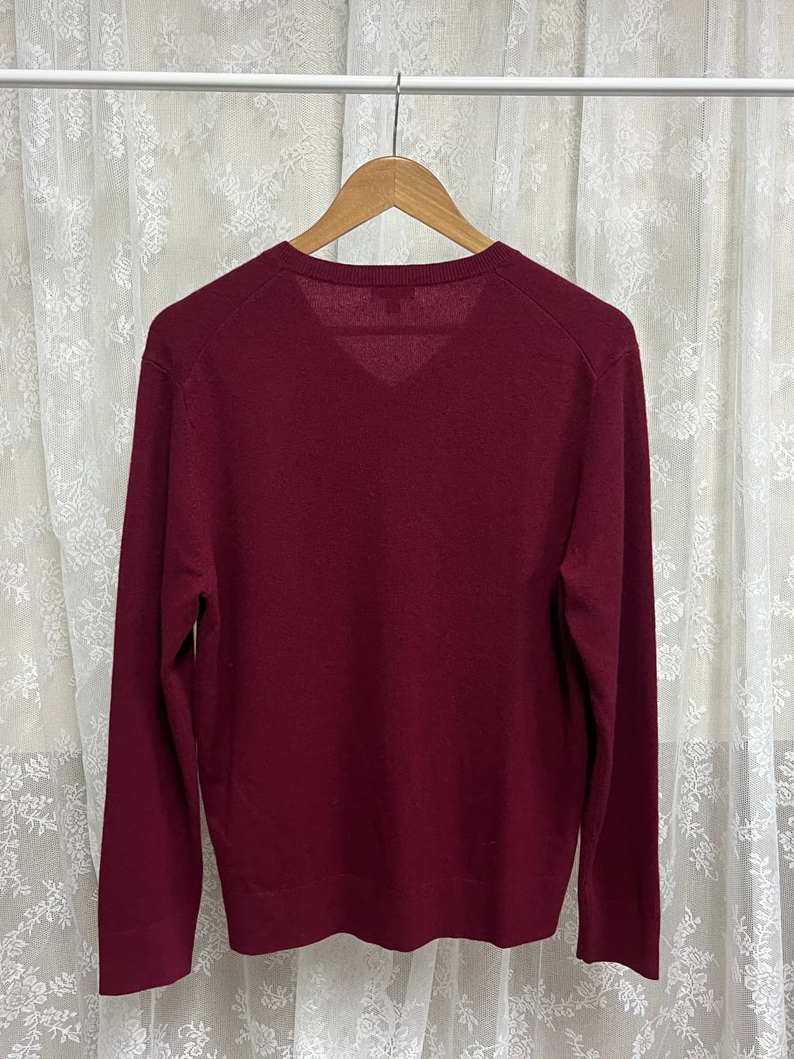 L) 유니클로 캐시미어 브이넥 니트 버건디 상품이미지2