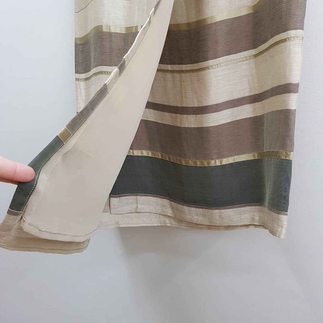 막스마라 스트라이프 랩 스커트 70-96사이즈 (택달린 새제품) 상품이미지3