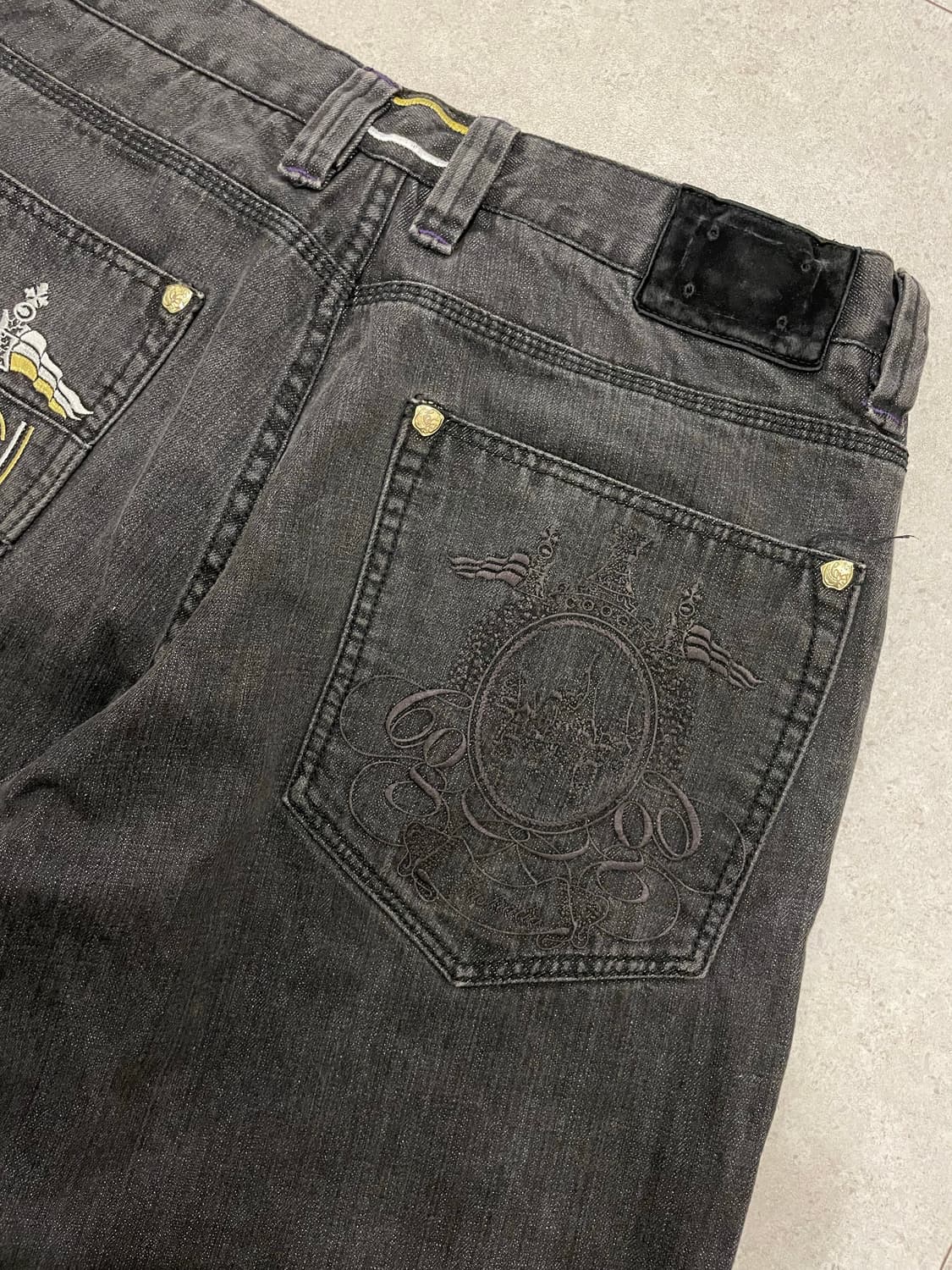 (빈티지)00‘s Coogi 쿠지 올드스쿨 자수 패치 와이드워싱데님팬츠 상품이미지3