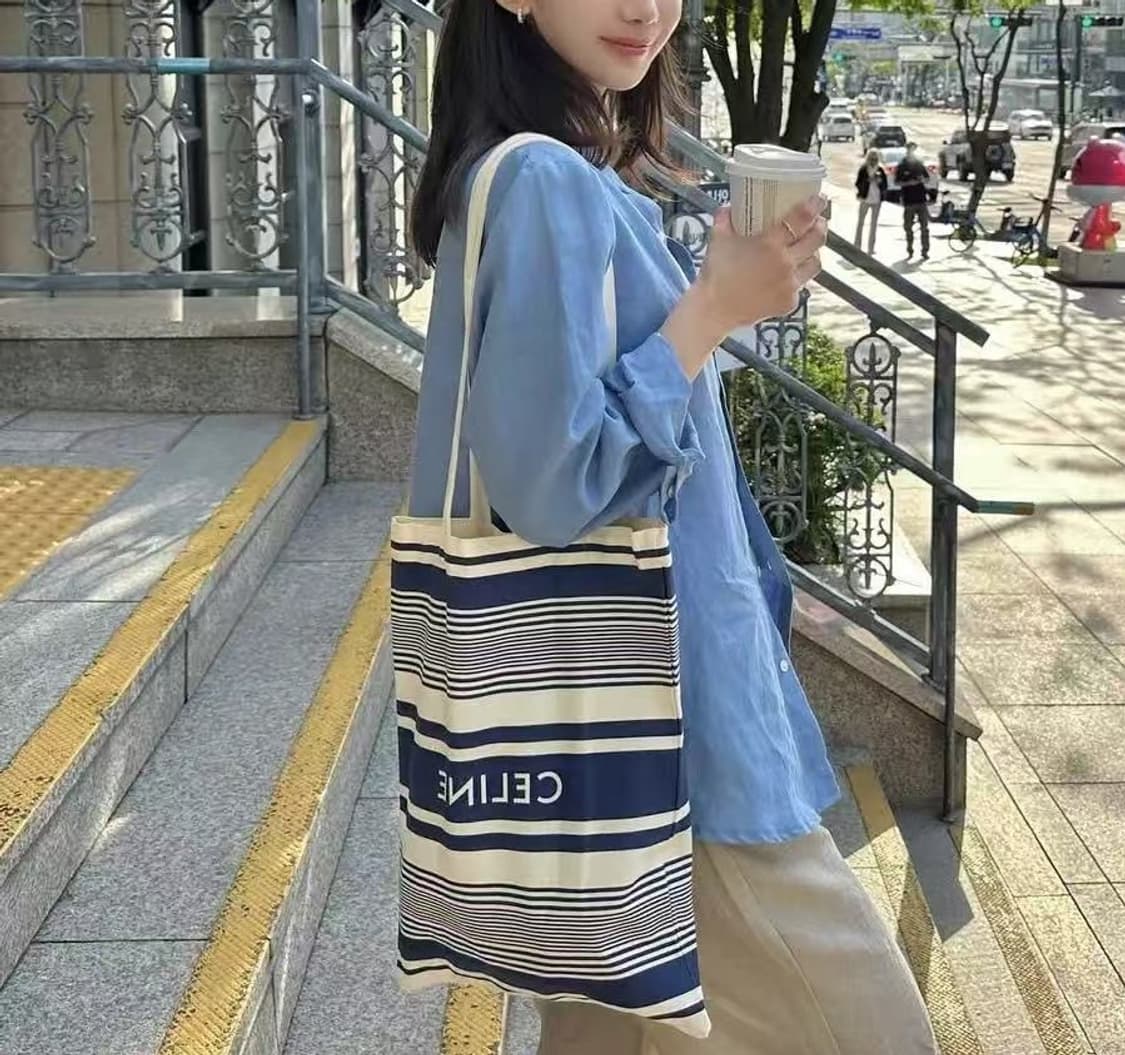 셀린느 에코백 블루네이비 스트라이프 상품이미지3