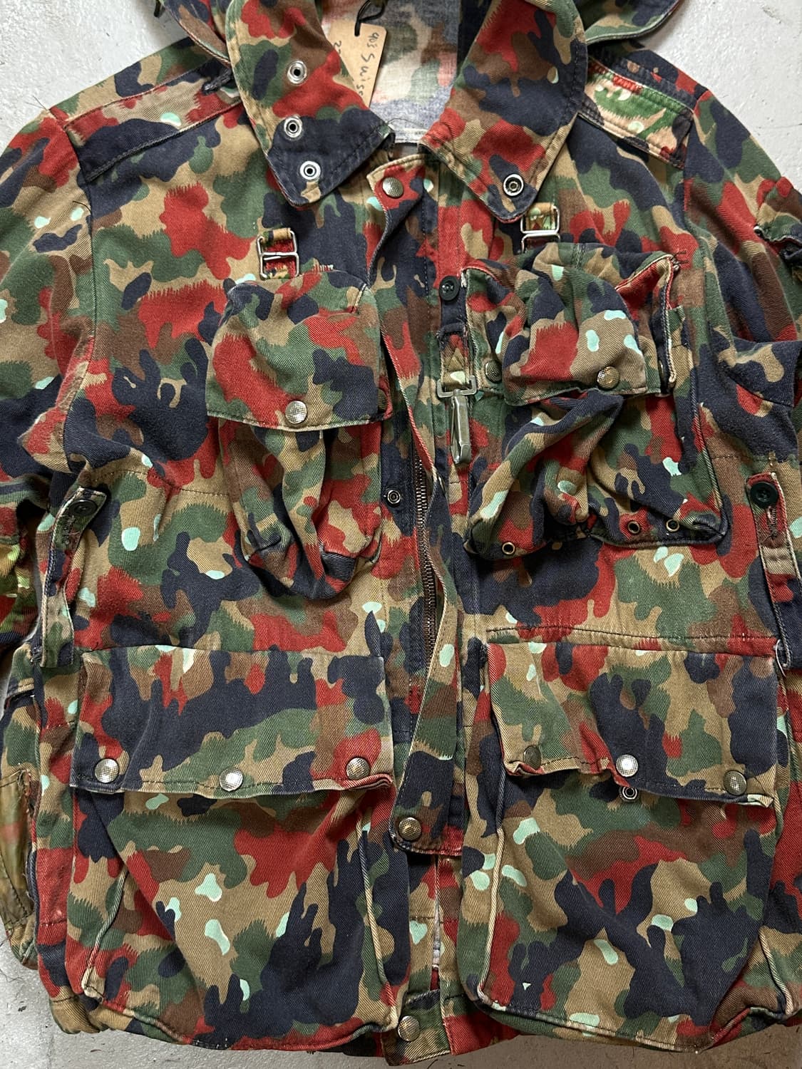 90's 스위스 밀리터리 카모 필드 자켓 M65 파카 상품이미지8