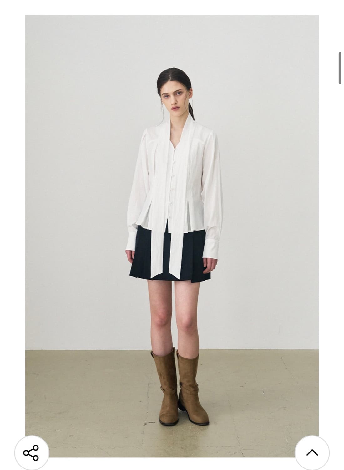 (M) 드로우핏 우먼 턱 브이넥 타이 블라우스 [IVORY] 판매 상품이미지4