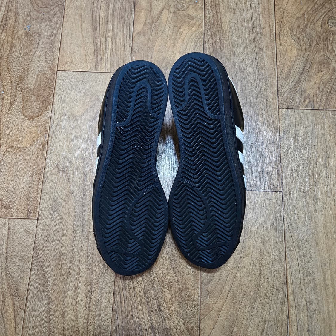 아디다스 슈퍼스타 240 상품이미지7