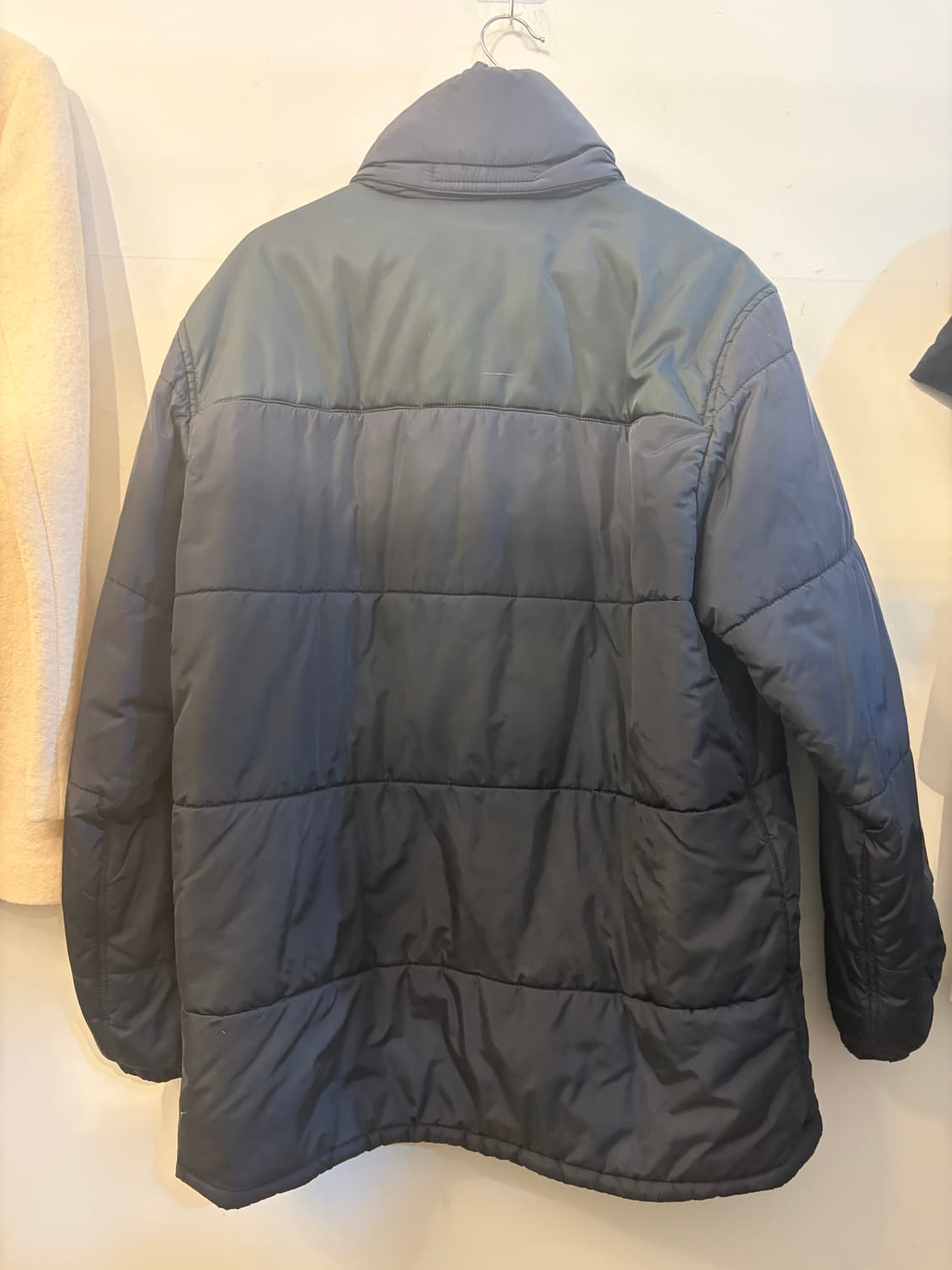 프라다 검정색 패딩 점퍼 52 상품이미지6