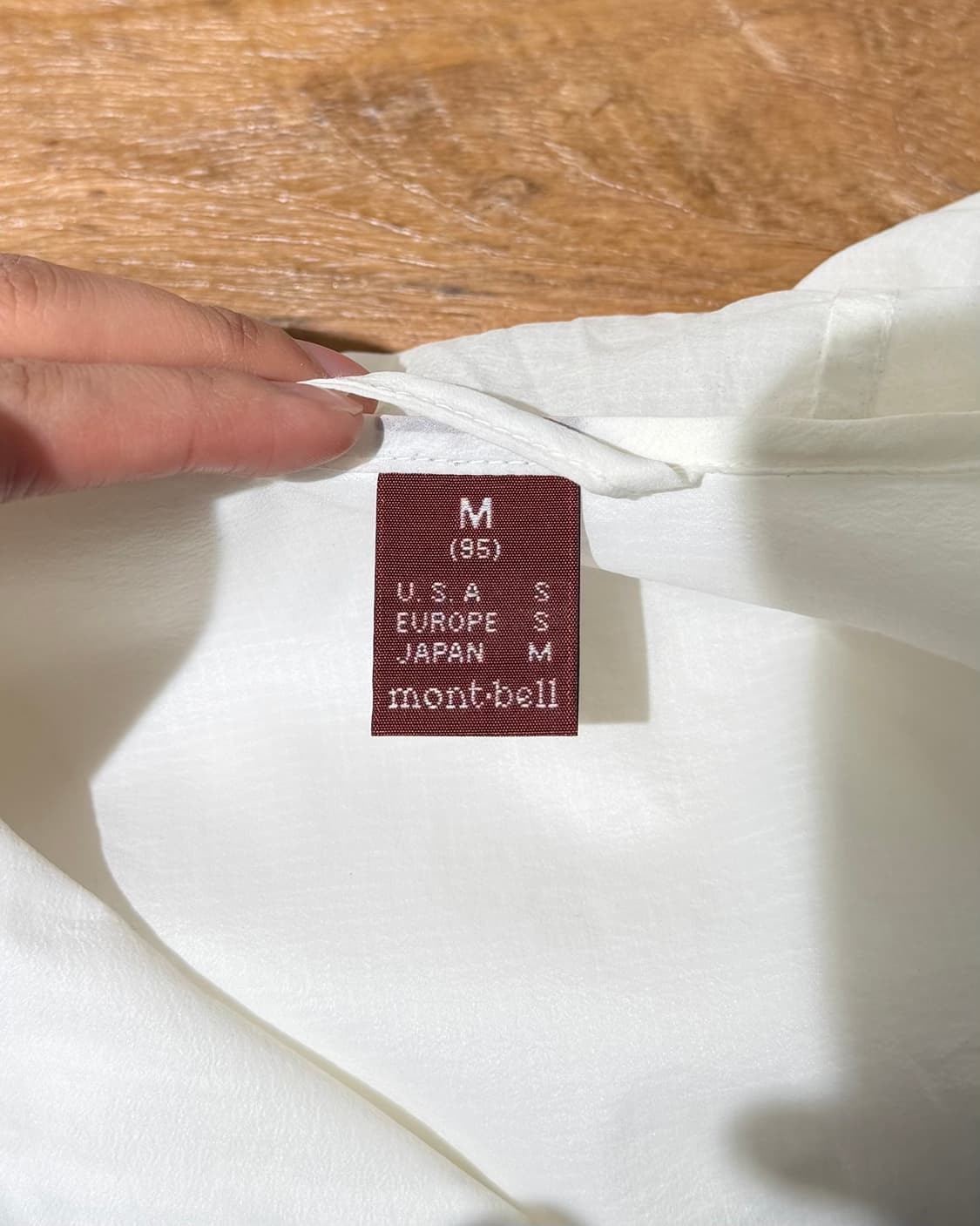 몽벨 화이트 나일론 후드 스트링 윈드브레이커 자켓 상품이미지7