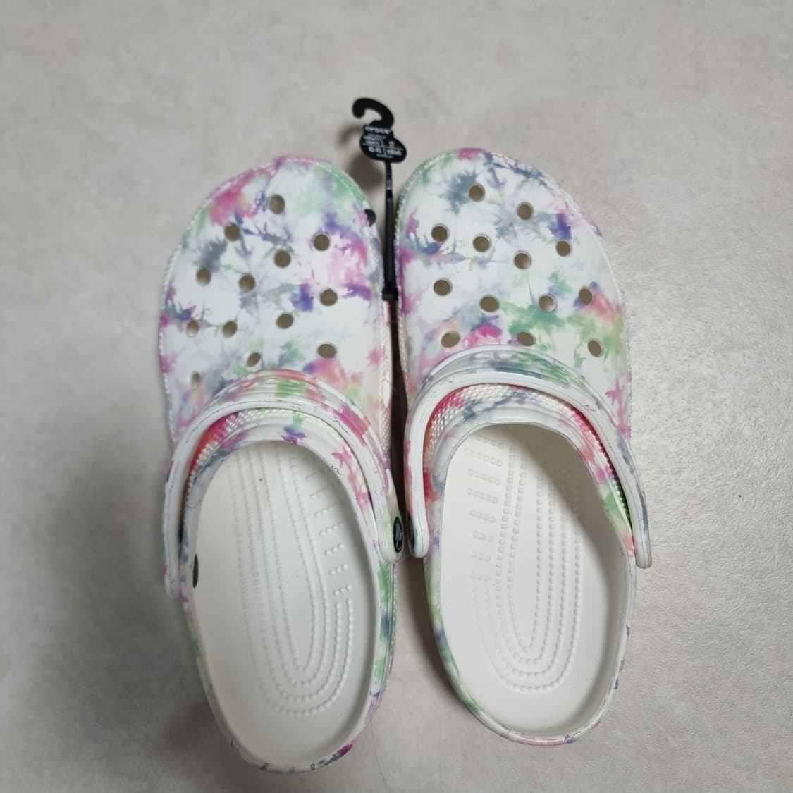 크록스 타이다이 클로그 상품이미지2