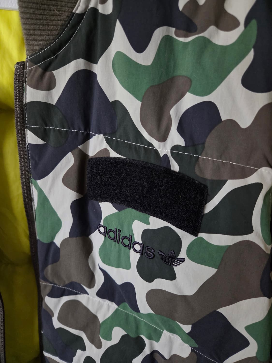 빈티지 무드 아디다스 카모 봄버자켓 105사이즈 상품이미지3