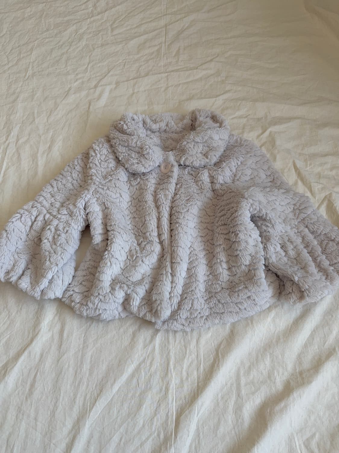 뮤트 히메갸루 러블리 크롭 퍼 케이프 상품이미지1