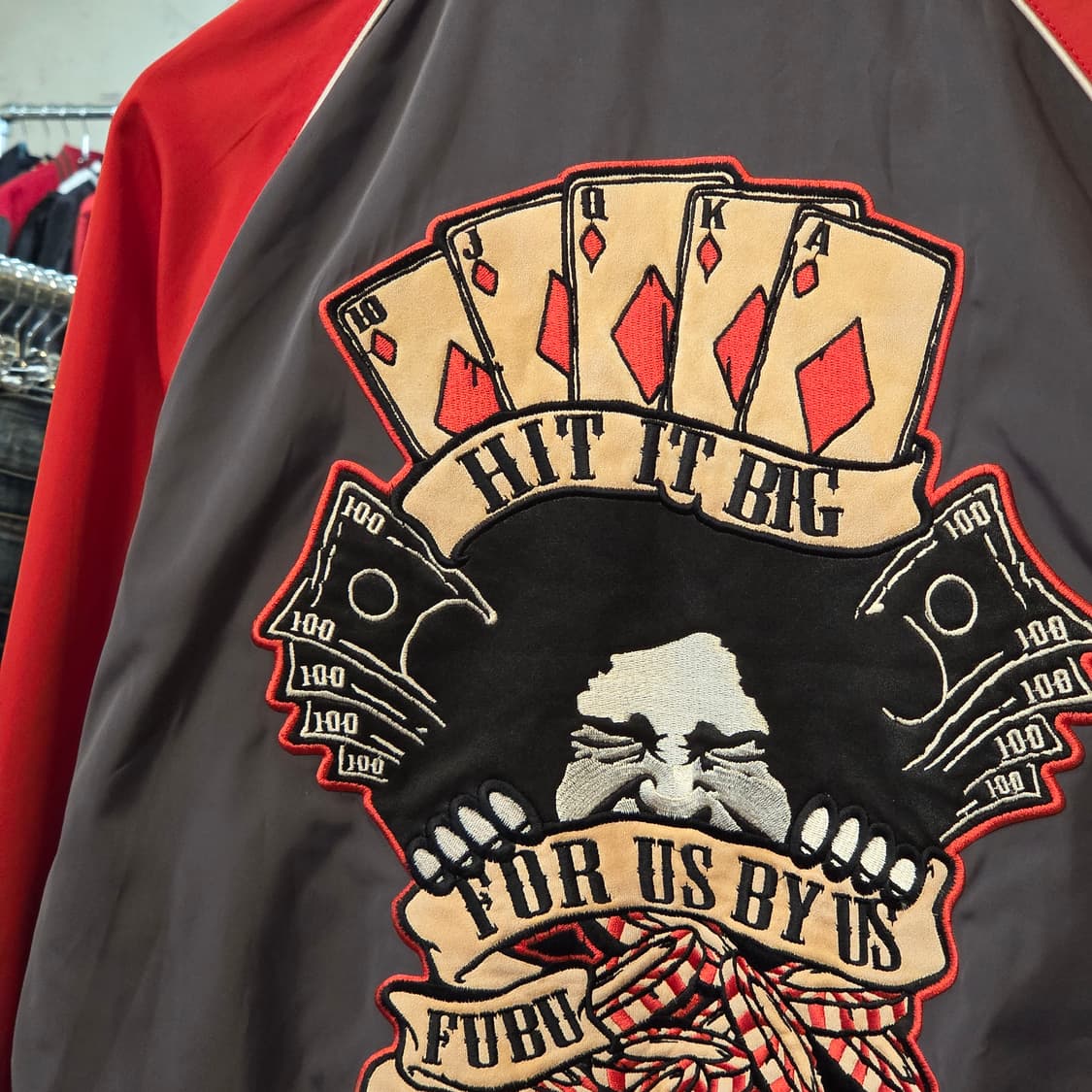 후부 자수 패치 바시티 자켓 상품이미지3