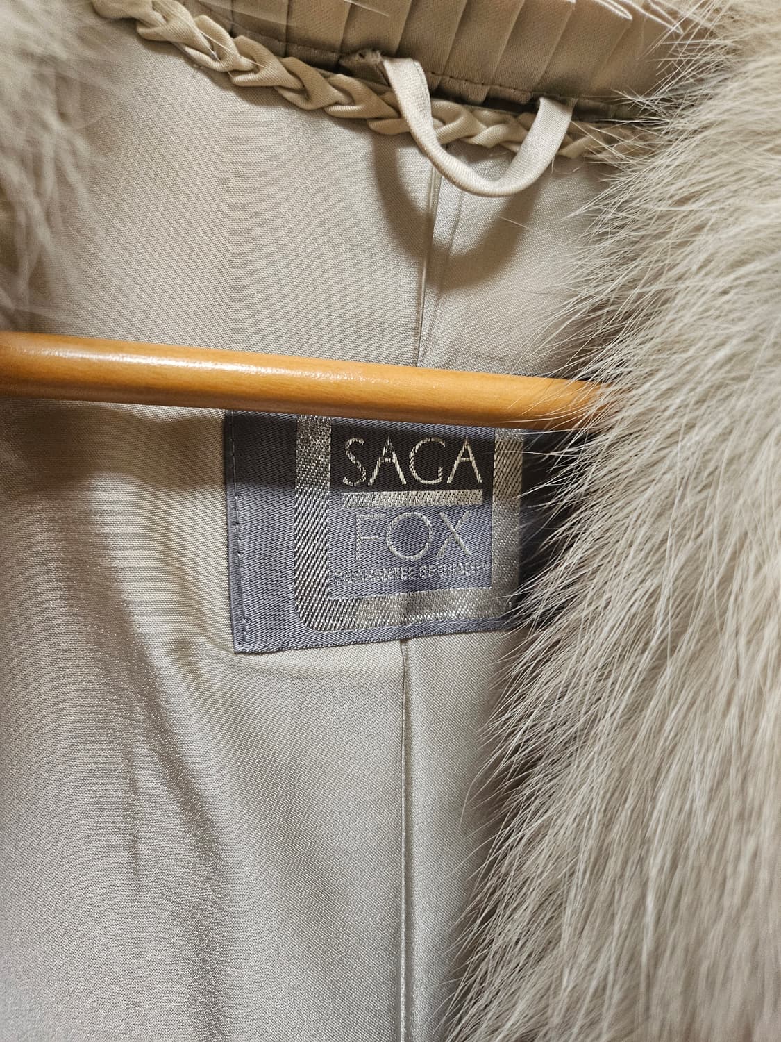 SAGA FOX 사가폭스 폭스퍼 롱코트 상품이미지3