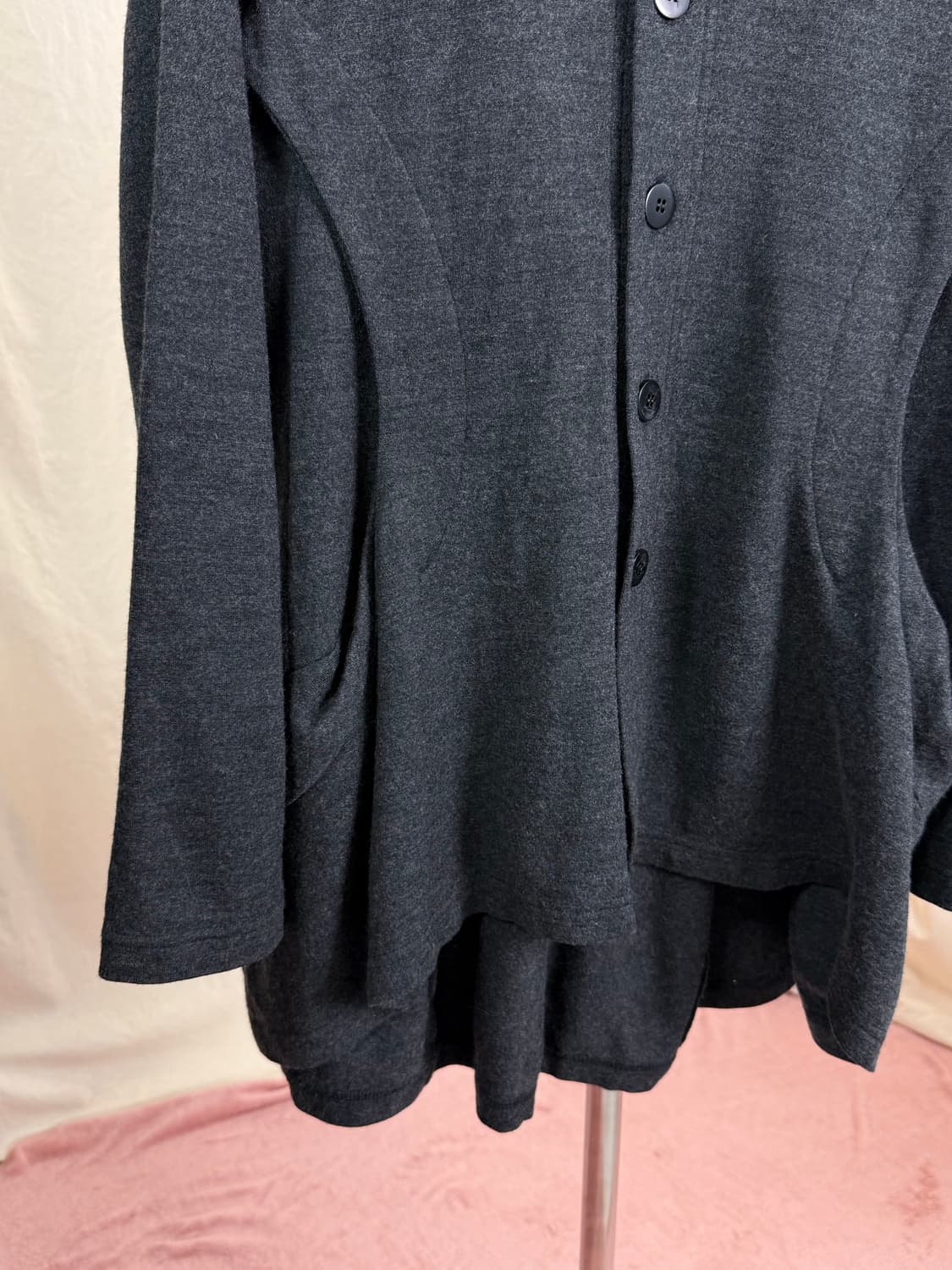 Crescent Duo 하이로우 울 니트 가디건 상품이미지3