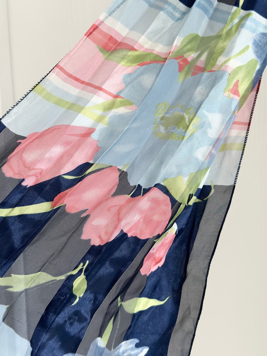 네이비 빈티지 플라워패턴 롱스카프 상품이미지2