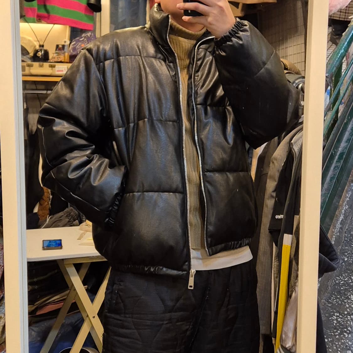 FREE(착샷잇음) 블랙 버핑레더 패딩점퍼  상품이미지4