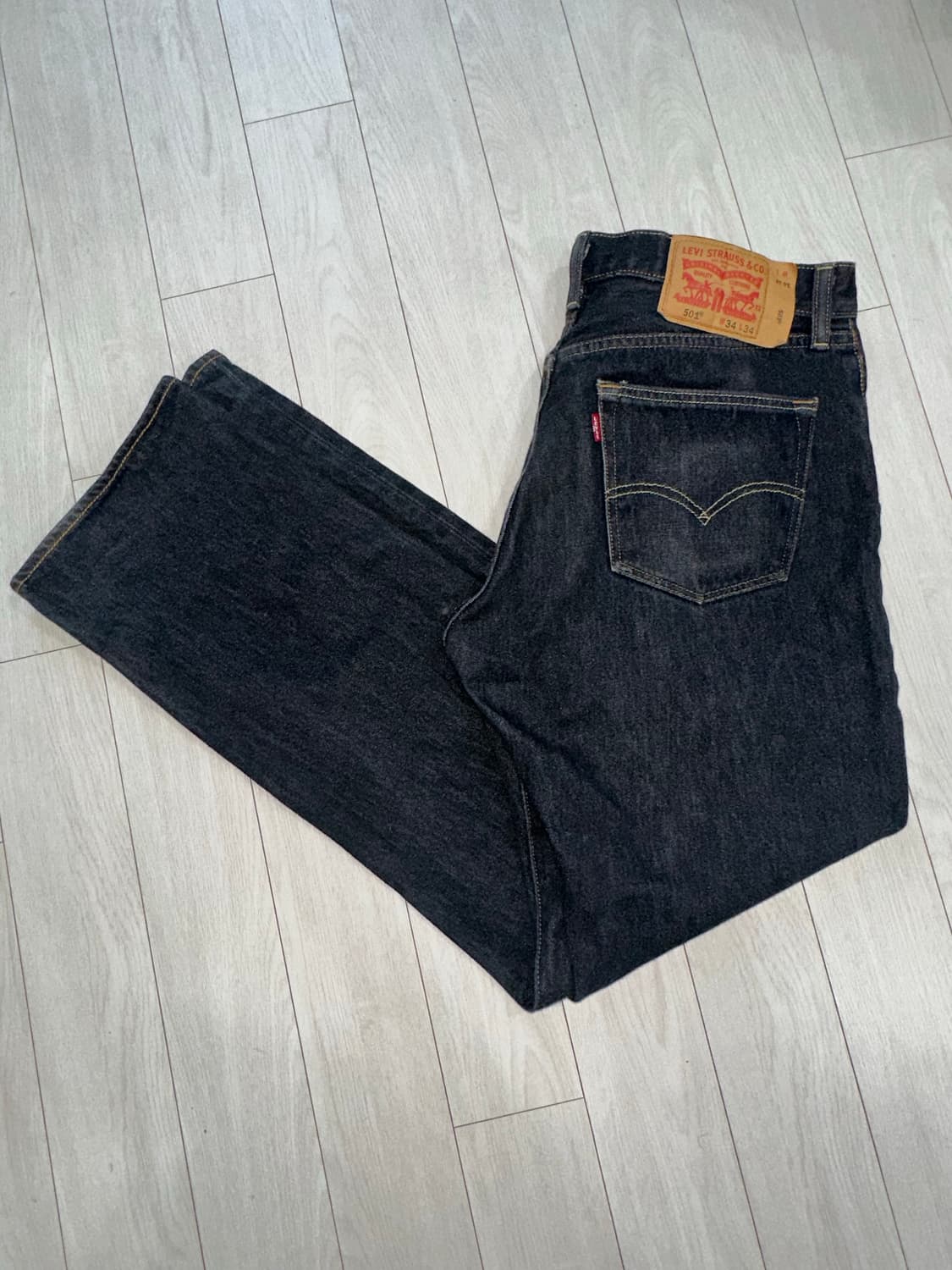 34] 리바이스 501 블랙 데님 상품이미지1