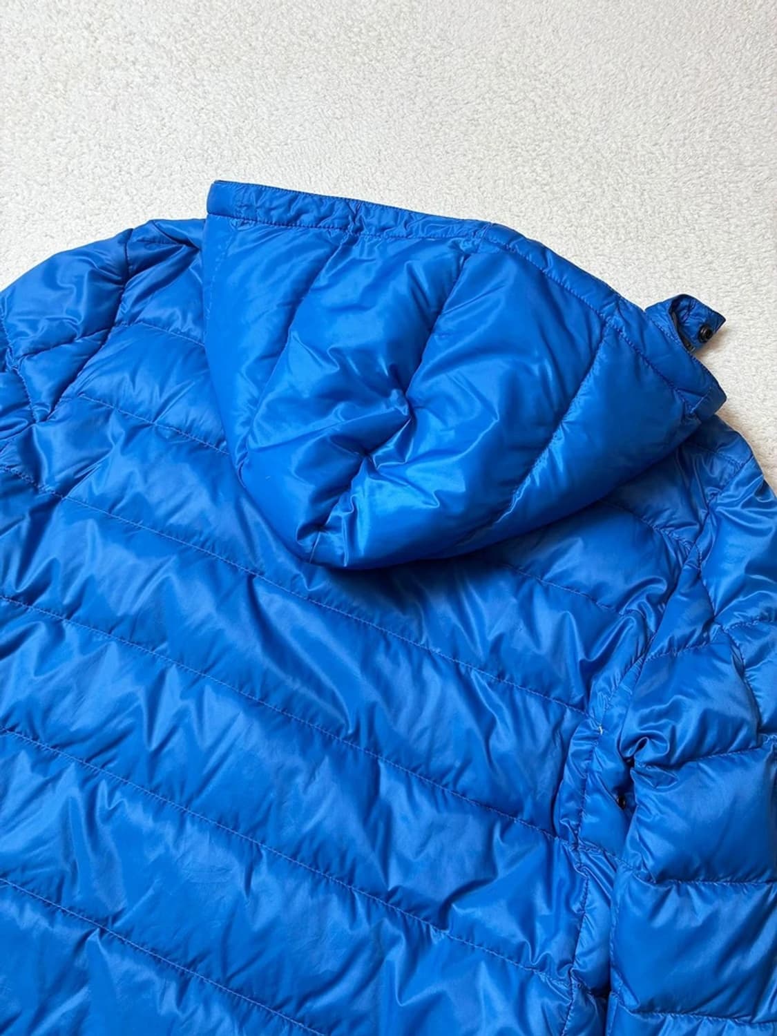 버버리 브릿 블루 기러기 다운 후디 경량 패딩 PN7610 상품이미지5