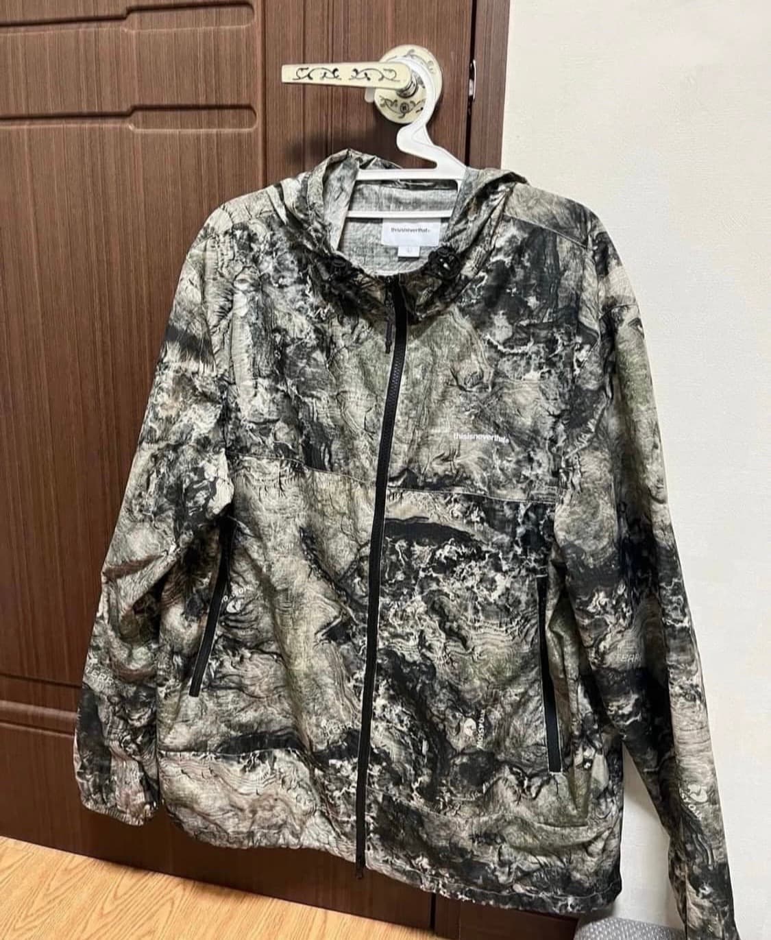 디스이즈네버댓 T-LIGHT JACKET CAMO 상품이미지3