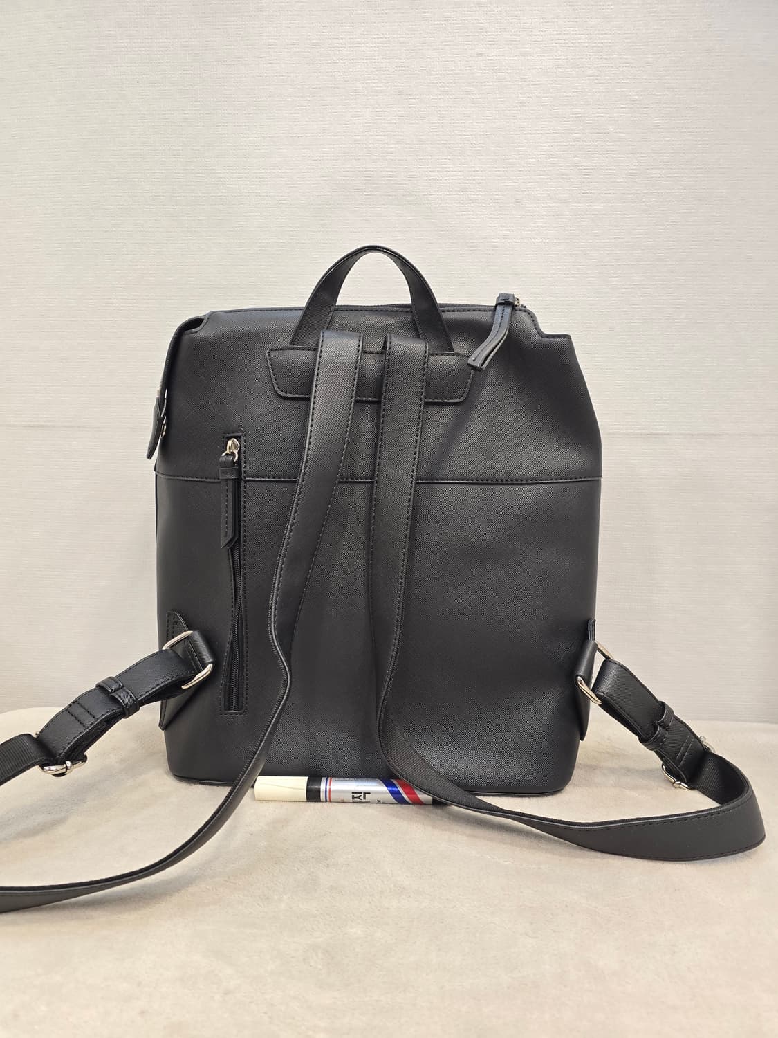 거의새거) 앤클라인 블랙 가죽 백팩 상품이미지2