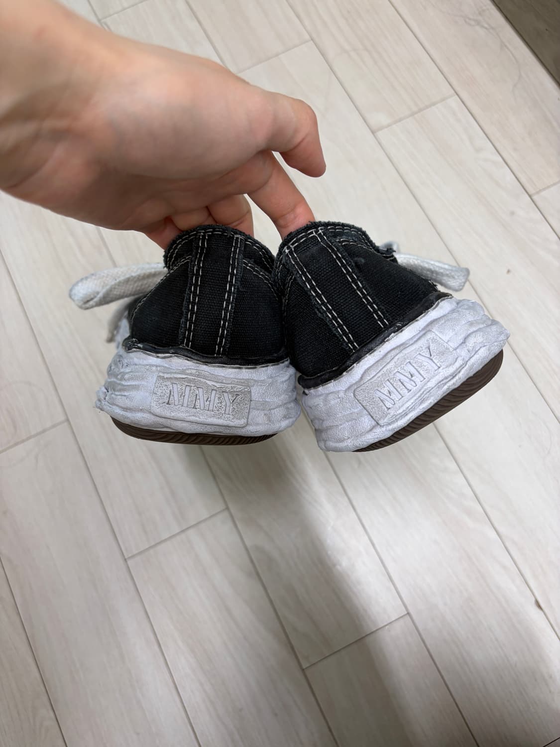 메종 미하라 야스히로 피터슨 OG 솔 캔버스 로우 스니커즈 블랙 상품이미지5