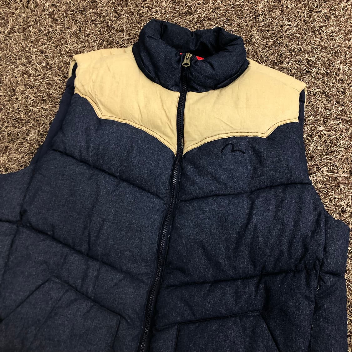 에비수 패딩 조끼 상품이미지2