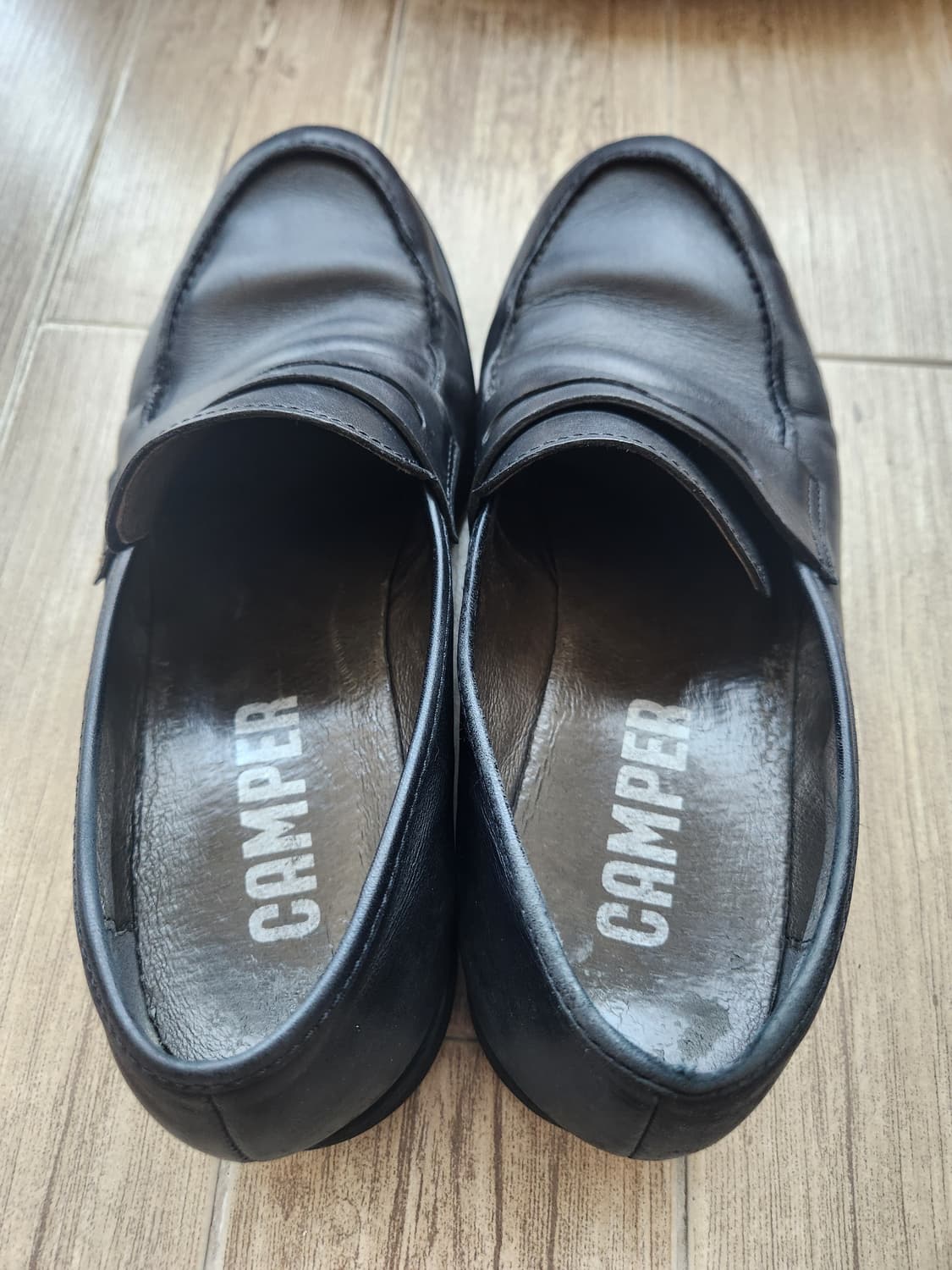 캠퍼 뉴먼 클래식 모카신 블랙 (270) 상품이미지3