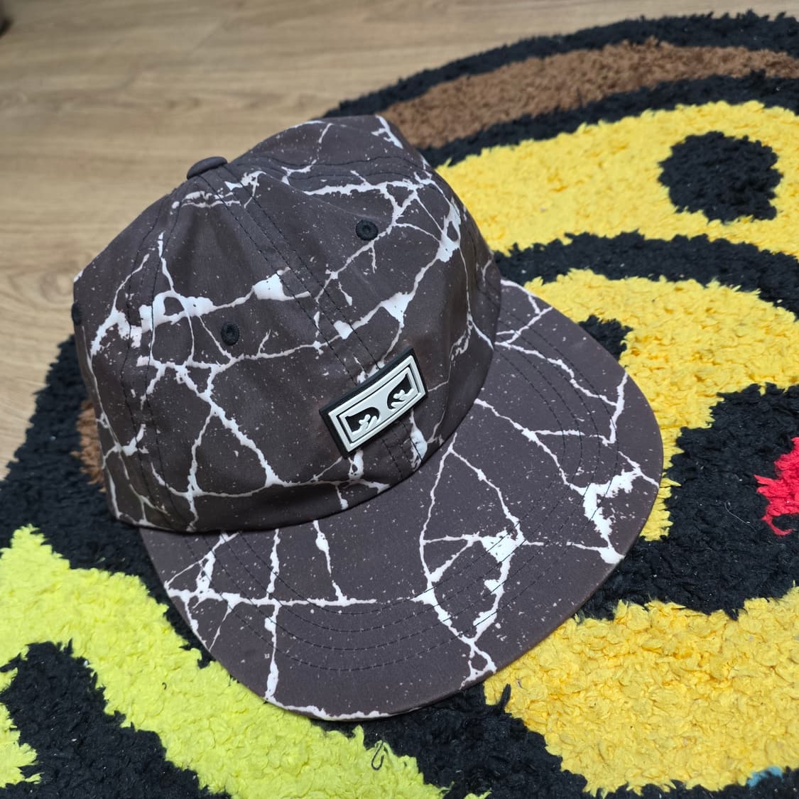 OBEY Cracked 6-Panel Strapback Cap 상품이미지1
