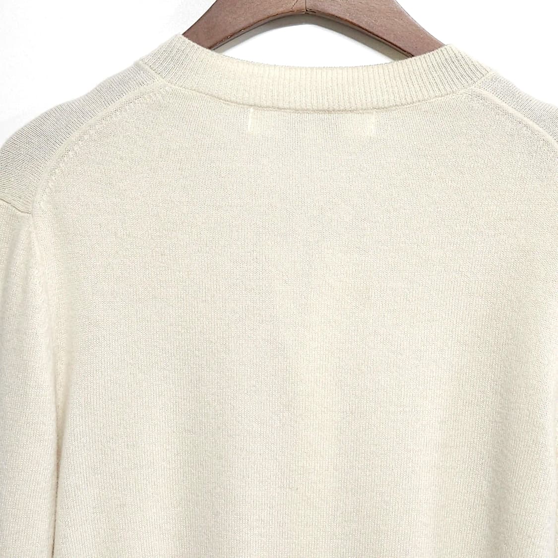 여성44~55)꼼데가르송 플레이 하트 자수 울 가디건 상품이미지3