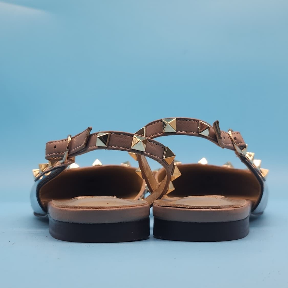 h 발렌티노 락스터드 슬링백 39 250 상품이미지4