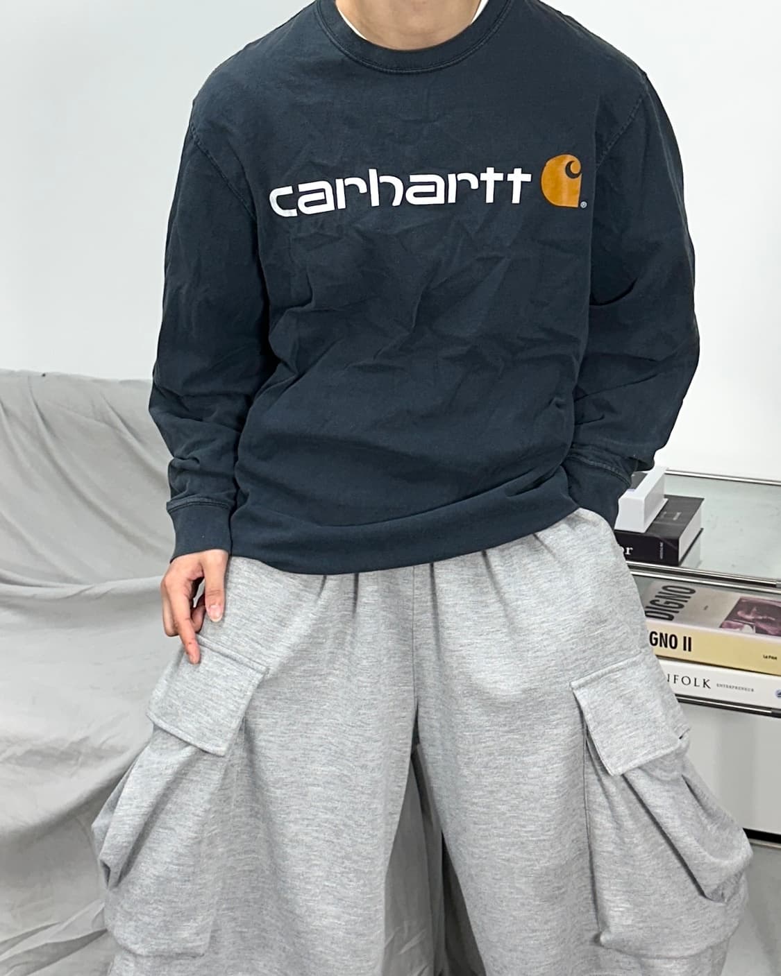 칼하트 차콜 빅로고 슬리브 M 상품이미지2