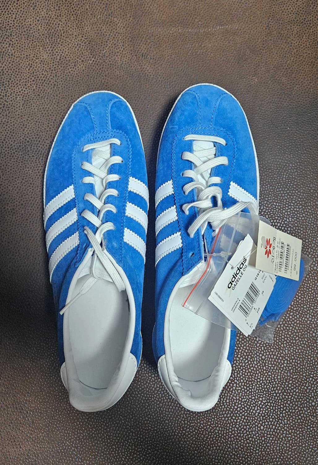 아디다스 가젤 블루 스웨이드 235 새상품
 상품이미지2