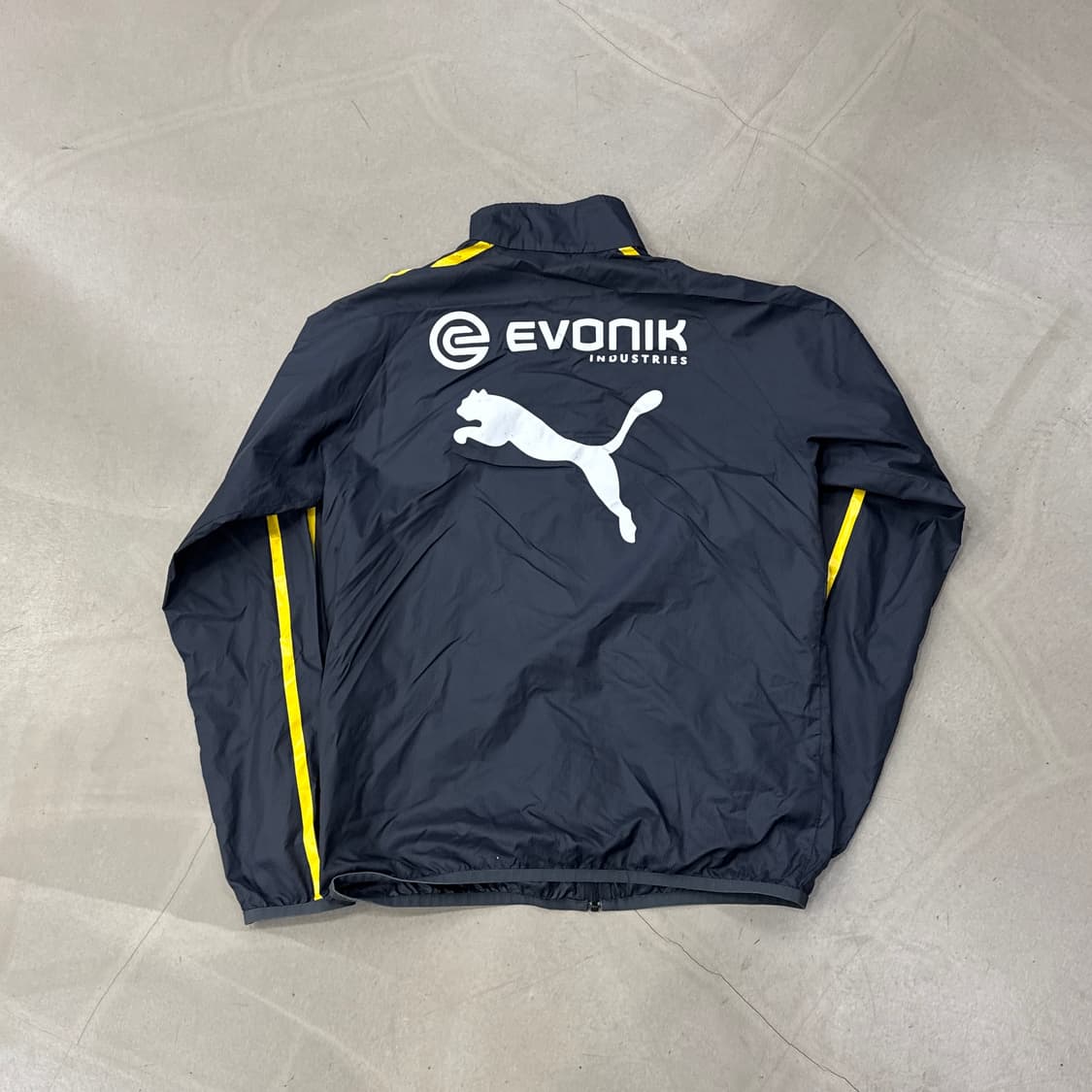 푸마 도르트문트 바람막이 M 상품이미지4