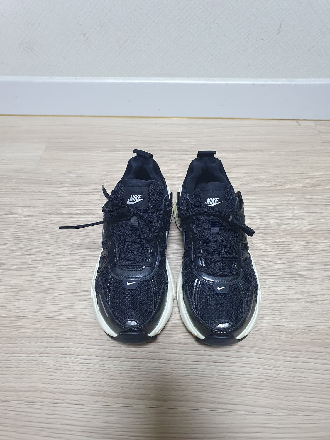 나이키 v2k 런 운동화 240 상품이미지3