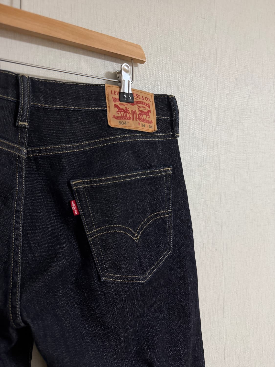 리바이스 504 데님 상품이미지1