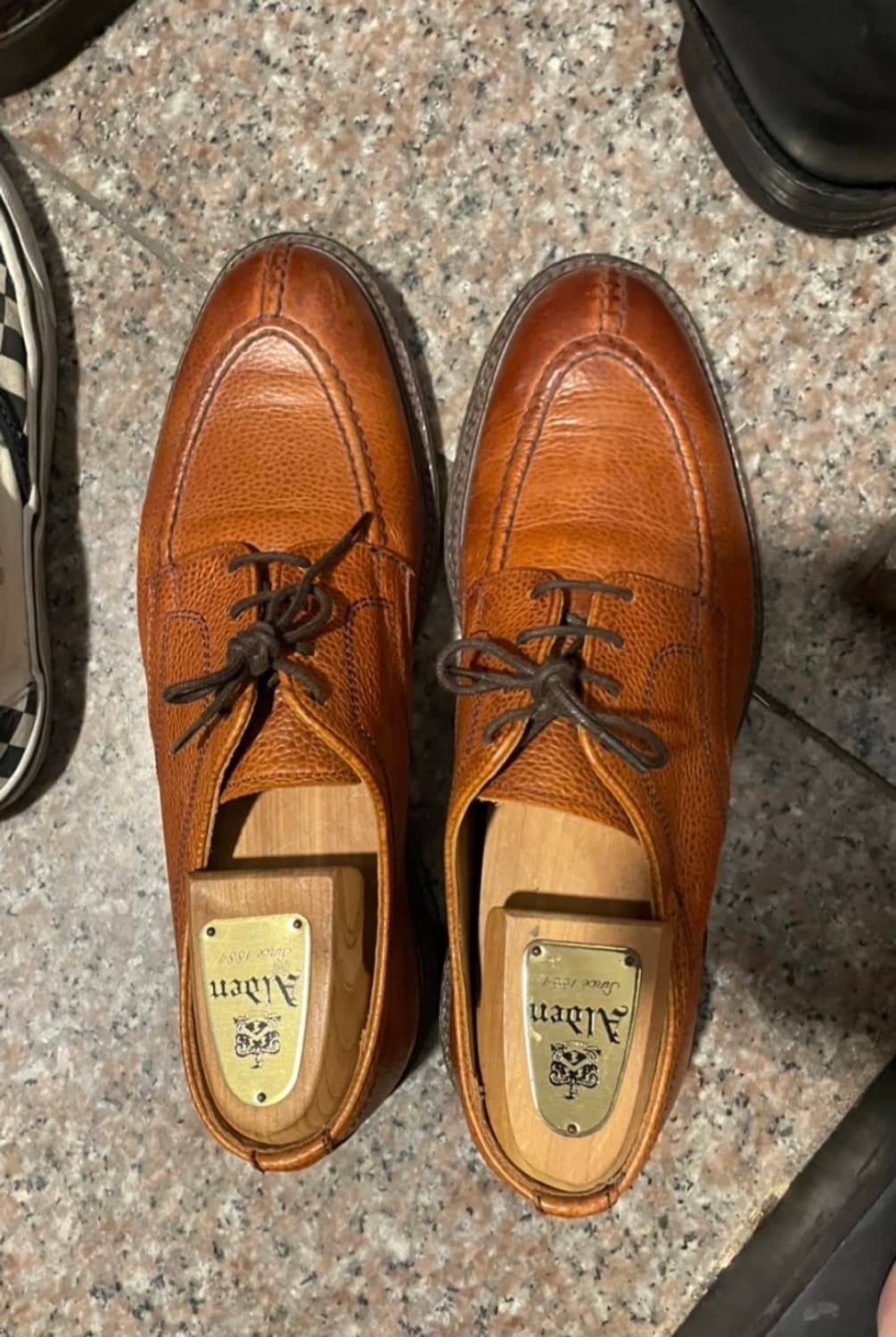 조셉치니 x 드레익스 v팁 클래식 더비슈즈 상품이미지1