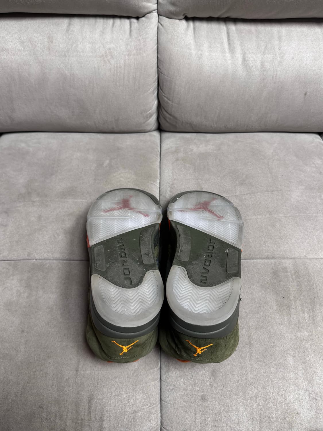 조던5 레트로 올리브 2024 275 상품이미지5