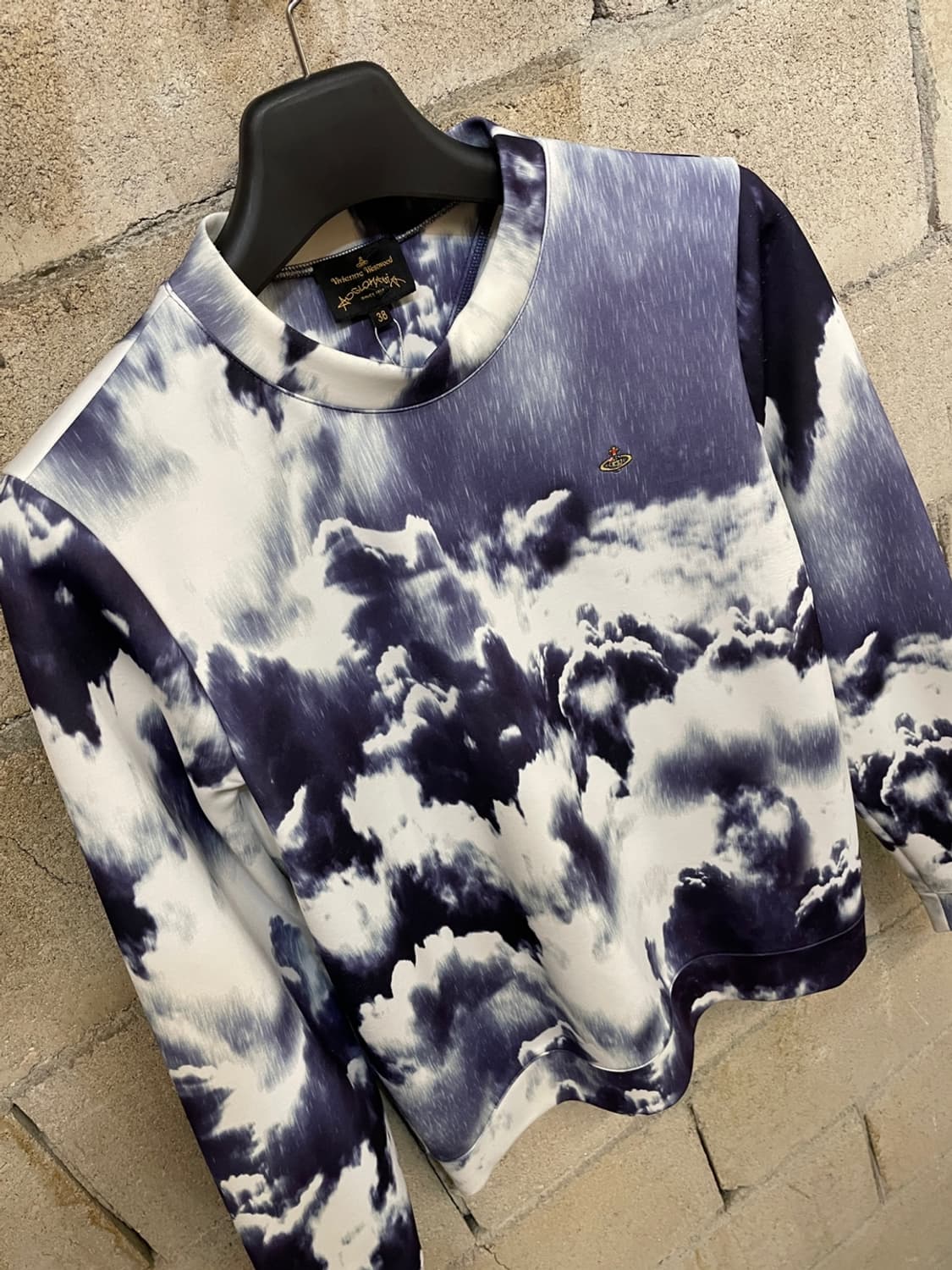 비비안 웨스트우드 오브 로고 패턴 맨투맨 상품이미지3