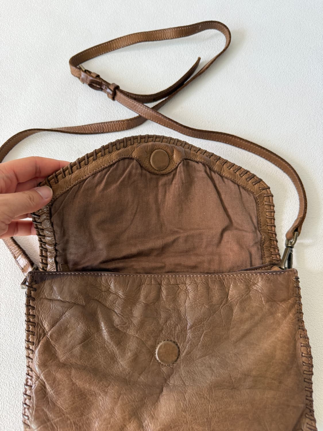 마시모두띠(Massimo Dutti) 레더 위밍 크로스백 상품이미지6