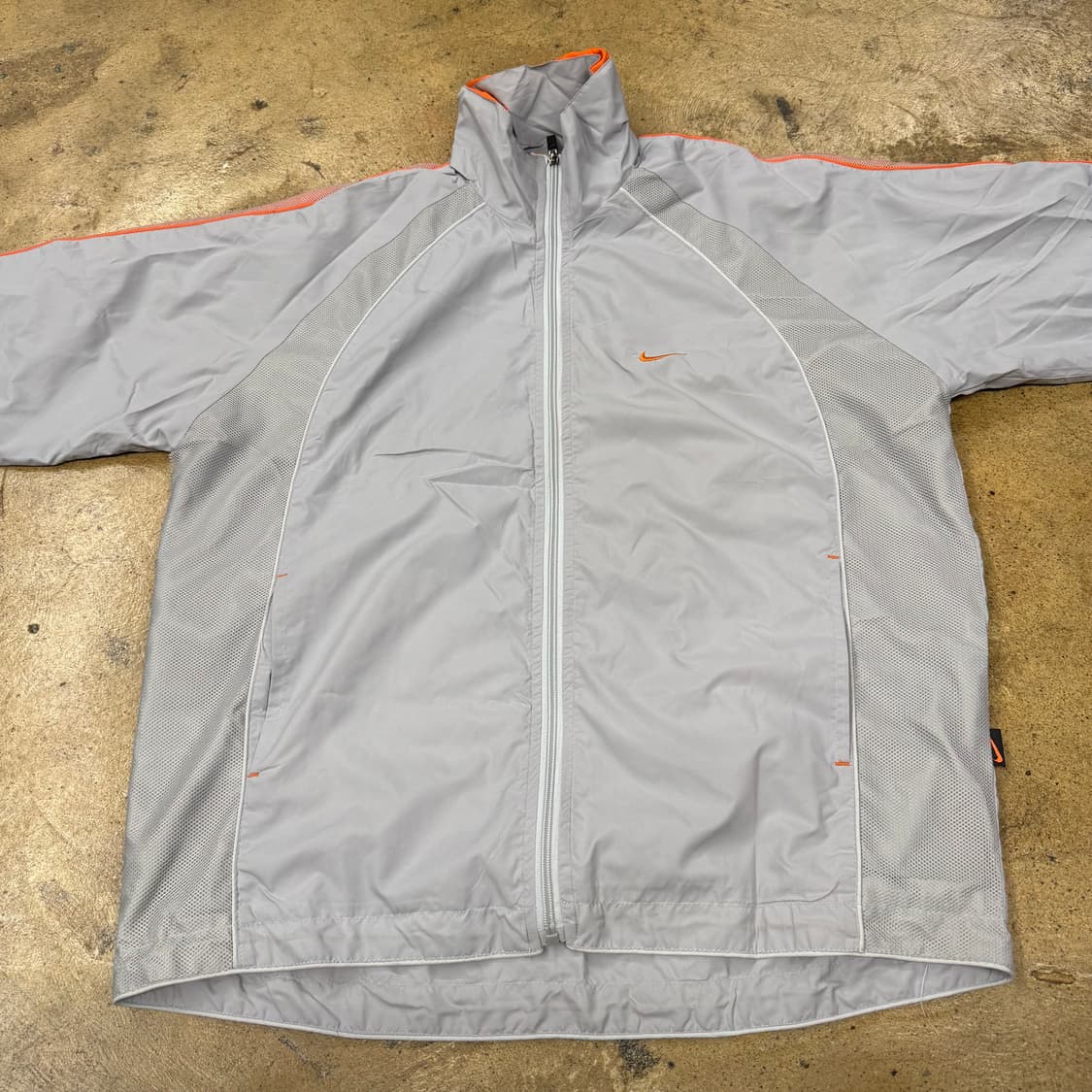 [정품/L] 나이키 바람막이 회색 주황색 b15 상품이미지3
