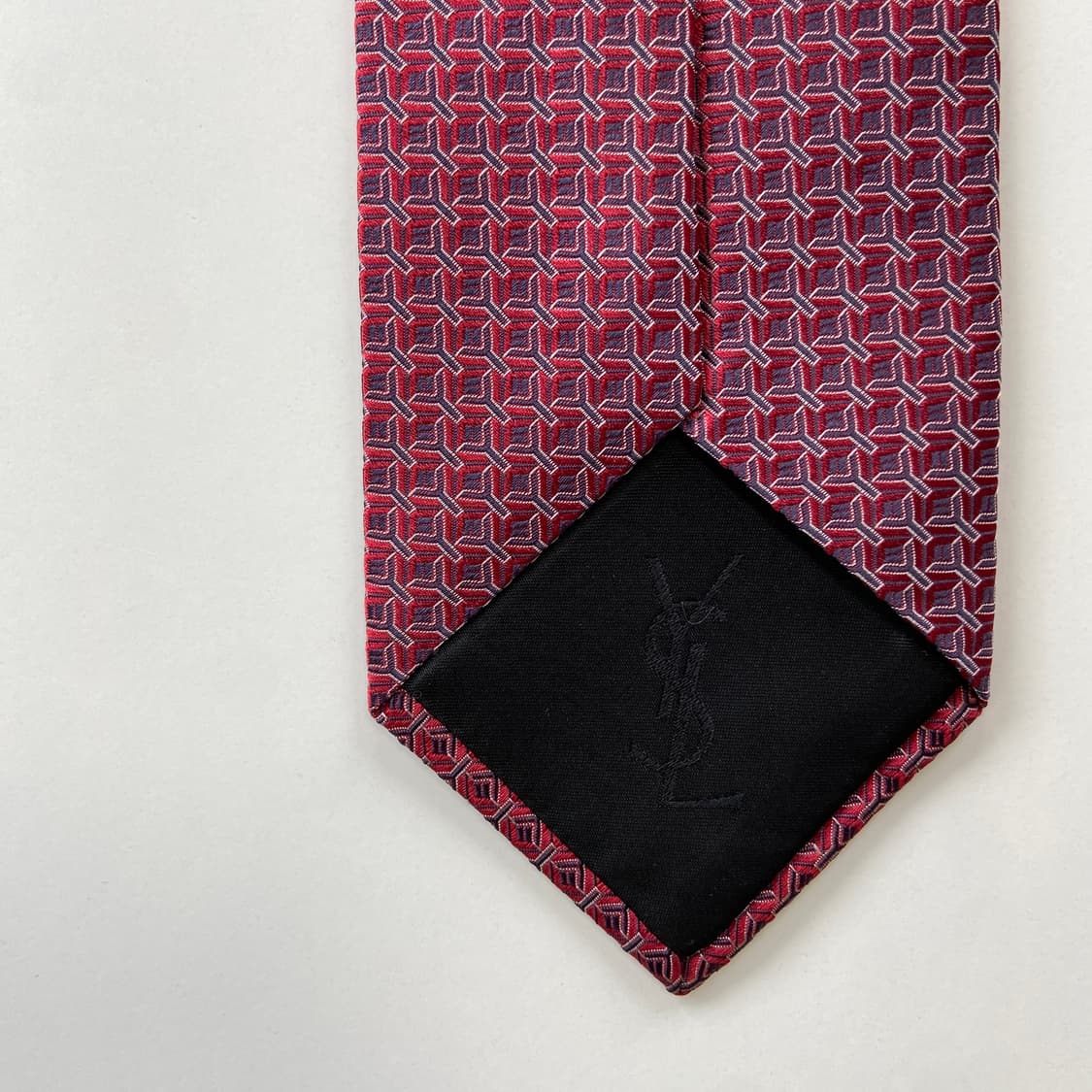 신형라벨 입생로랑(YSL) 모노그램 명품 정품 넥타이7.9cm 상품이미지6